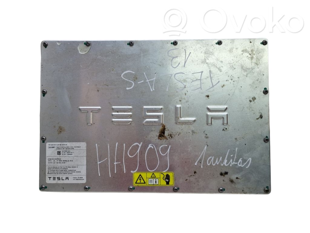 Tesla Model S Inversor/convertidor de voltaje 