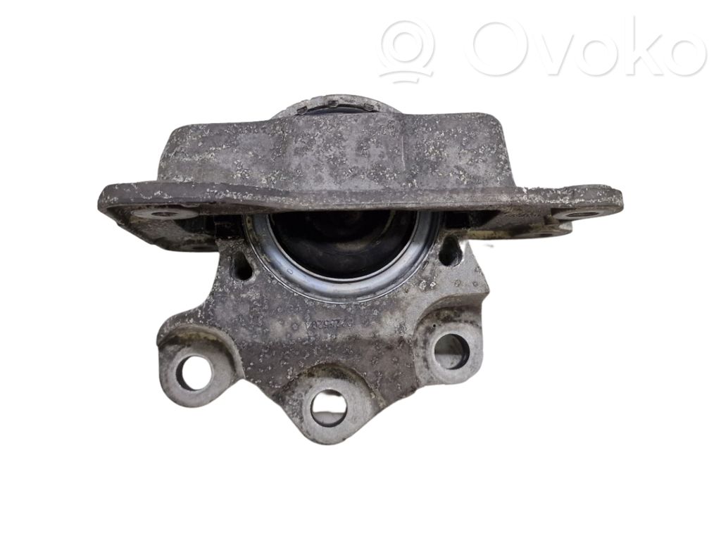 Volvo V60 Engine mount bracket 