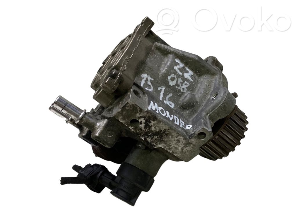 Ford Mondeo MK V Degvielas sūknis 
