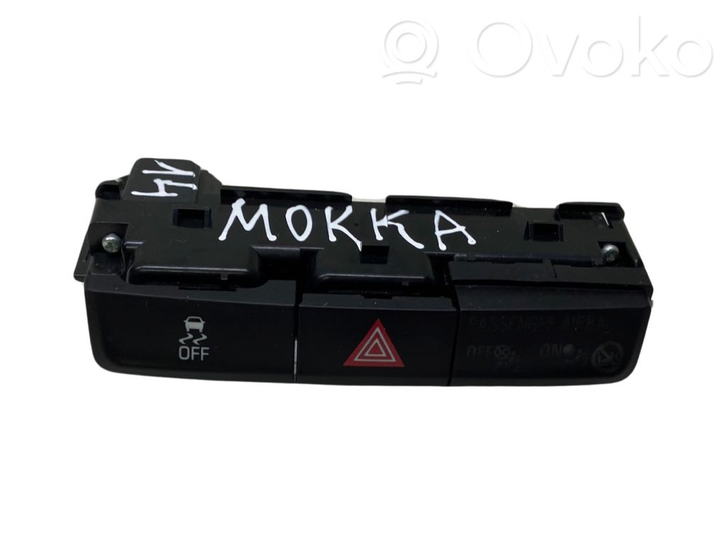 Opel Mokka Hazard light switch 