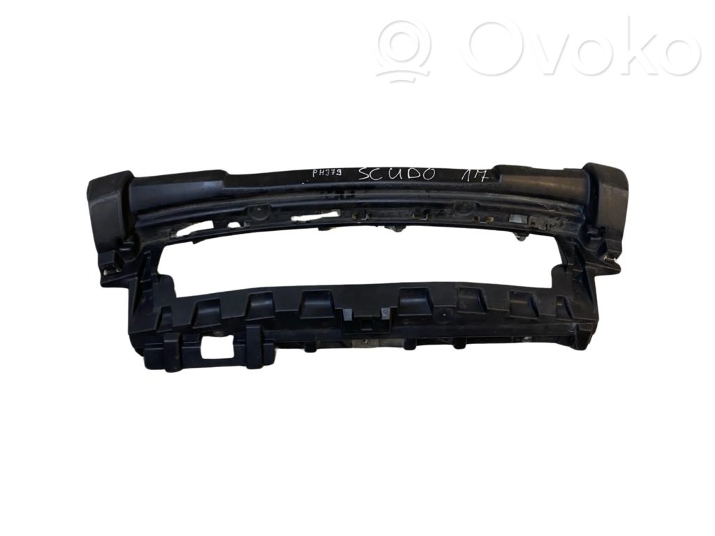 Fiat Scudo Viršutinė dalis radiatorių panelės (televizoriaus) 