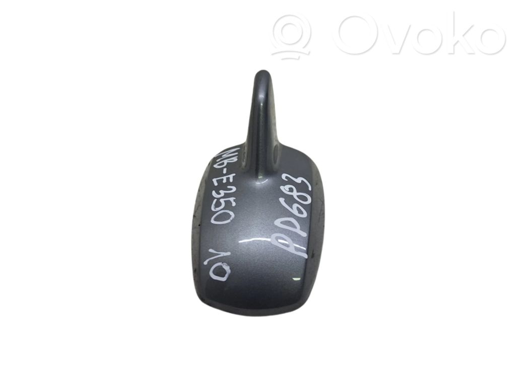 Mercedes-Benz E W212 Osłona anteny dachowej GPS 