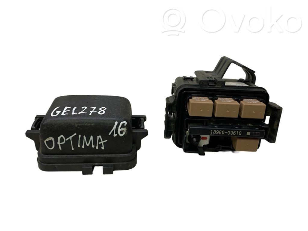 KIA Optima Fuse module 