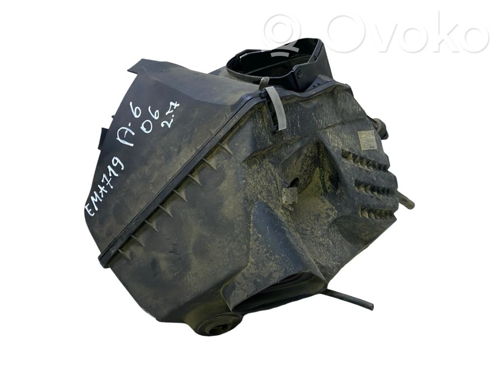 Audi A6 S6 C6 4F Air filter box 