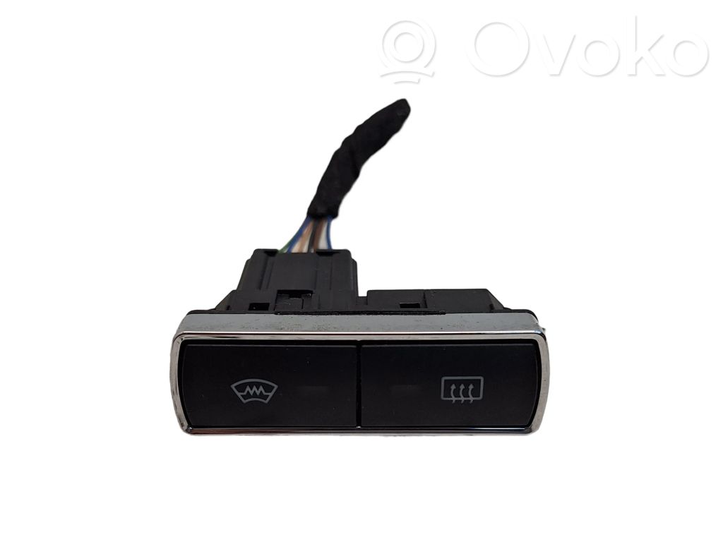Ford S-MAX Windscreen/window heater switch 