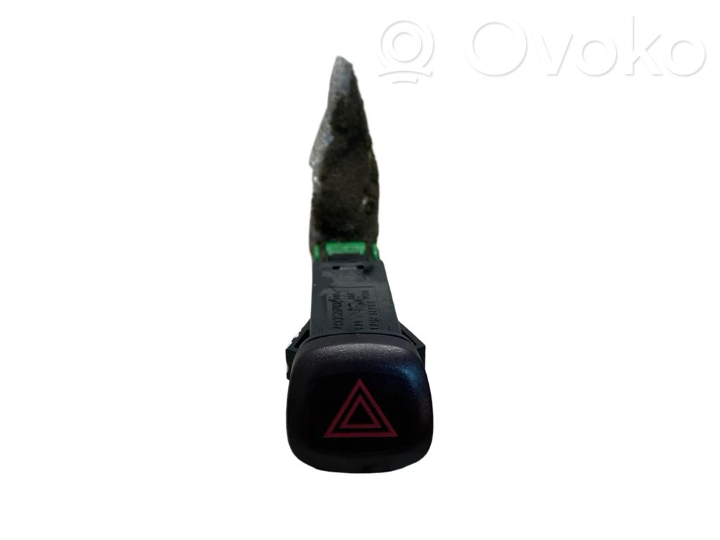 Volvo XC90 Hazard light switch 