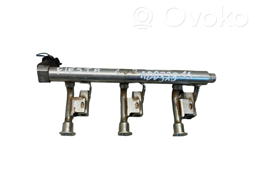 Ford Fiesta Fuel main line pipe 