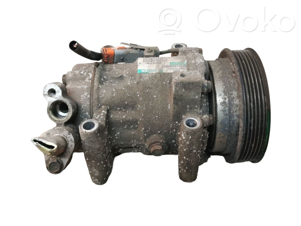 Nissan Juke I F15 Air conditioning (A/C) compressor (pump) 