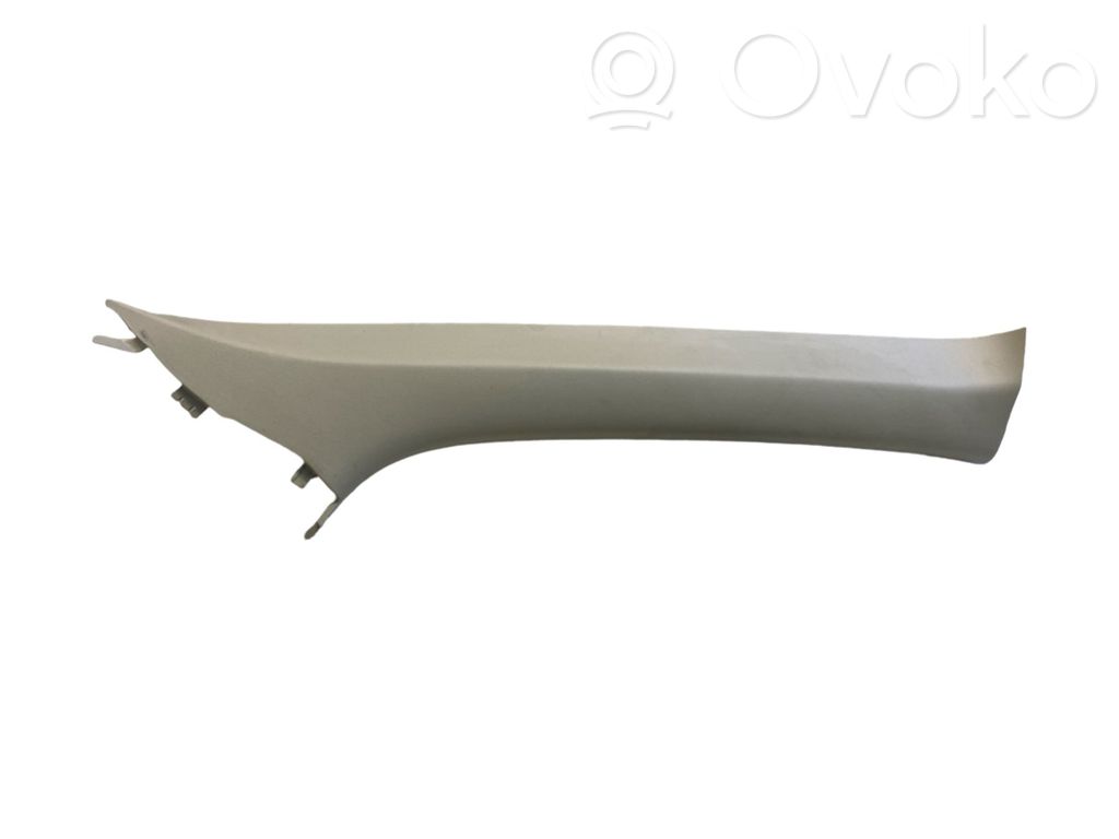 Mitsubishi Outlander Pilar (A) 