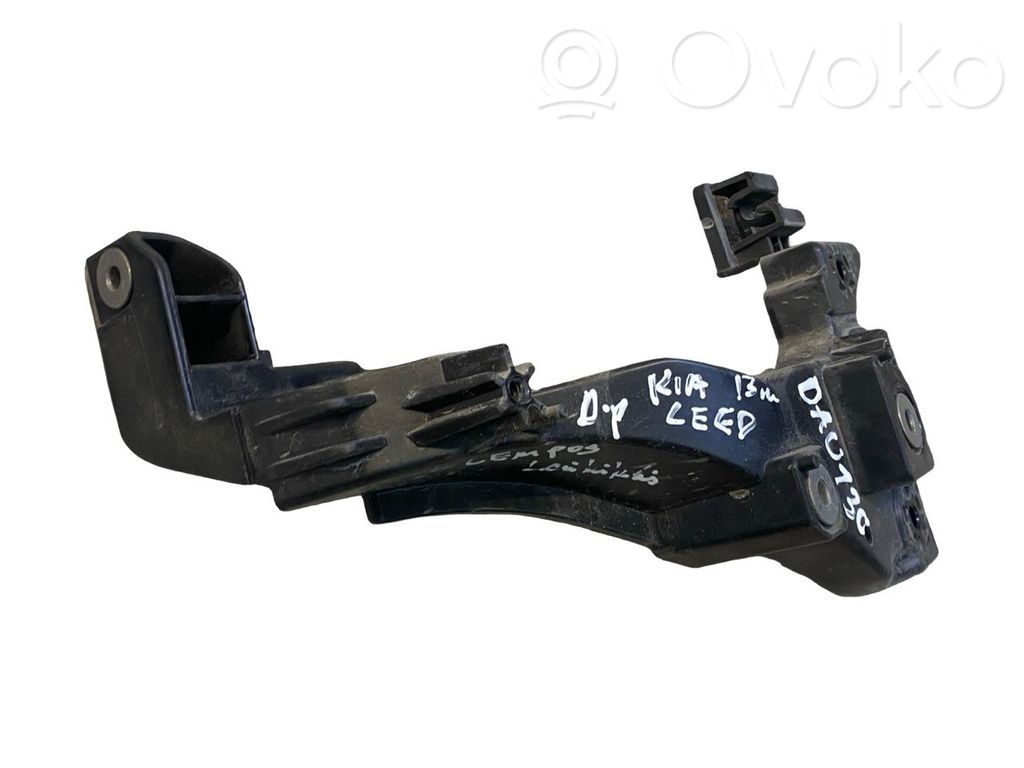 KIA Ceed Headlight/headlamp mounting bracket 