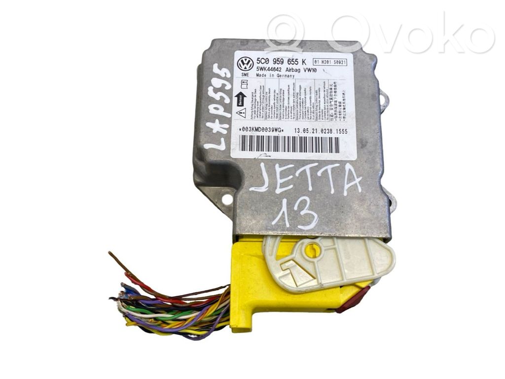 Volkswagen Jetta VI Unitate/modul de comandă airbaguri 