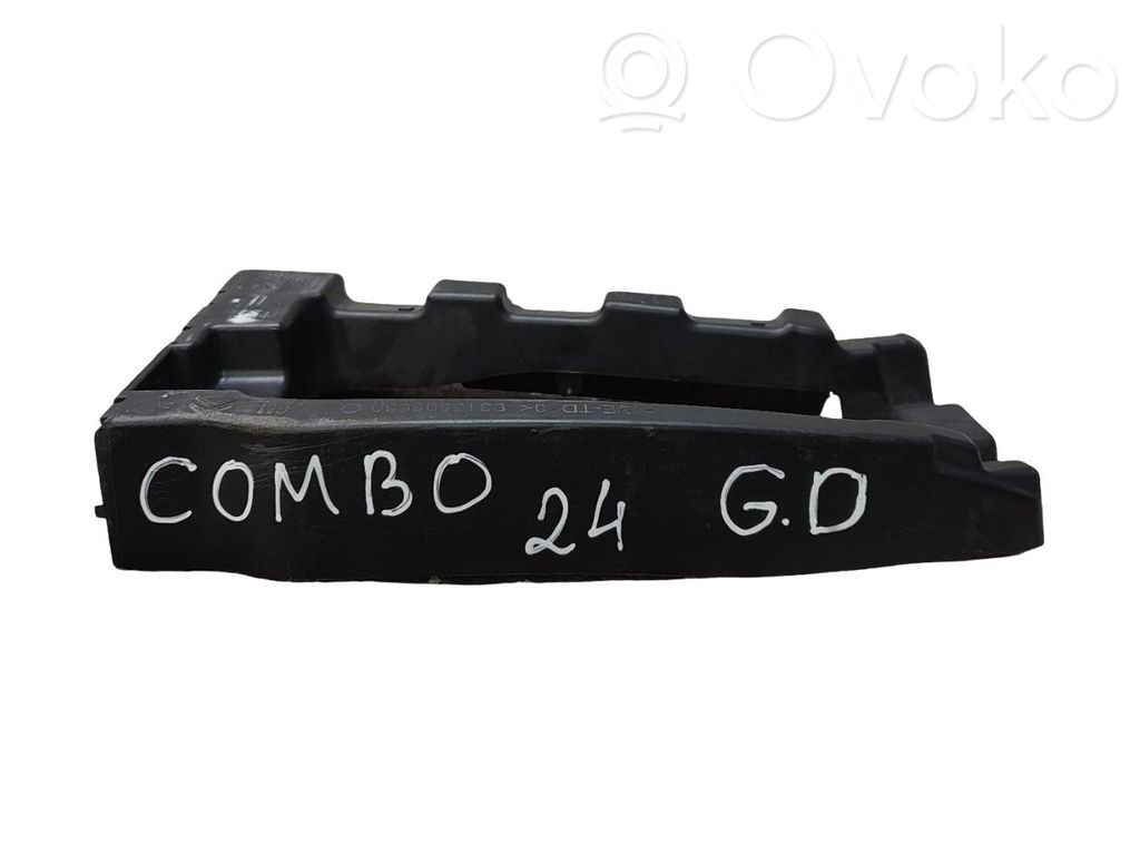 Opel Combo E Soporte de montaje del parachoques trasero 