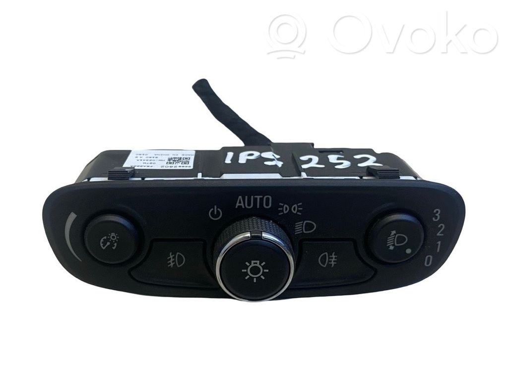 Opel Mokka X Light switch 
