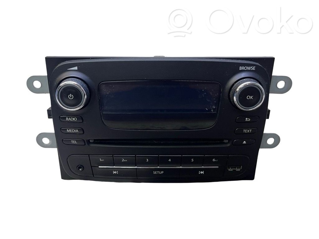 Opel Vivaro Panel / Radioodtwarzacz CD/DVD/GPS 