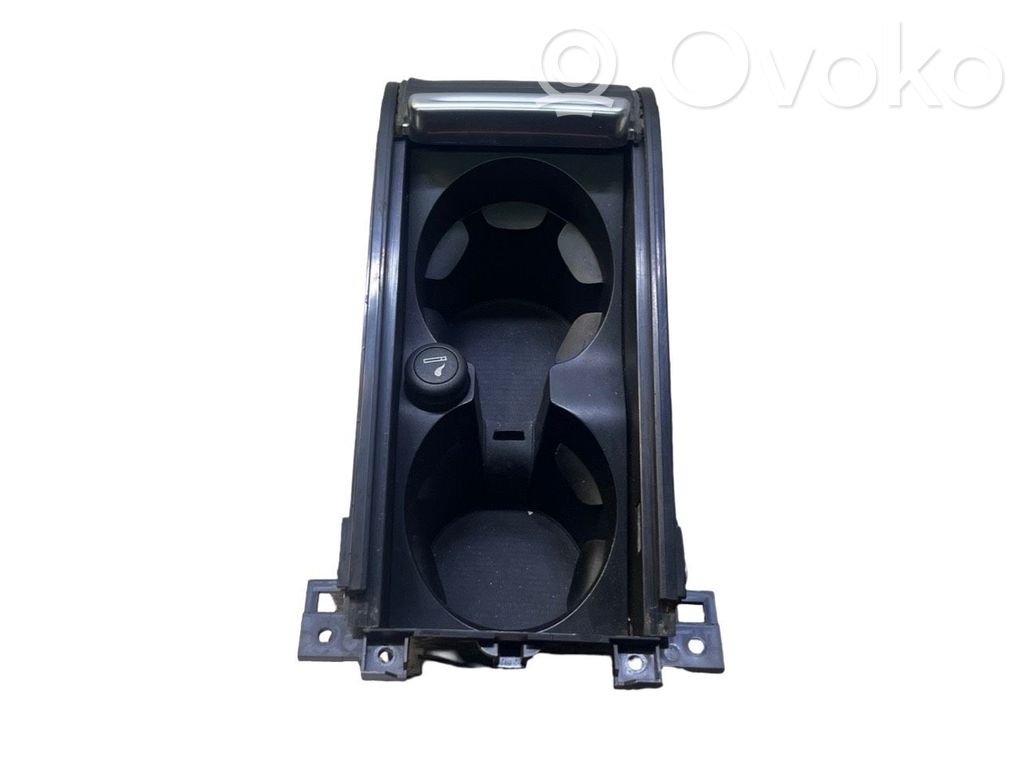 Volvo S60 Cup holder front 
