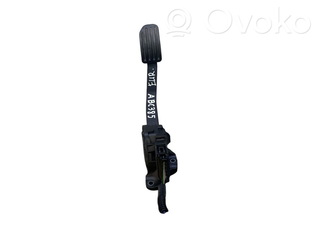 Volvo S60 Accelerator throttle pedal 