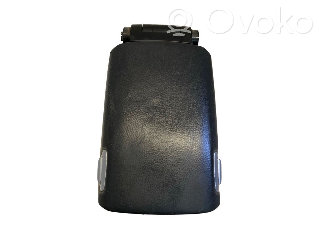 Volvo XC70 Reposabrazos 