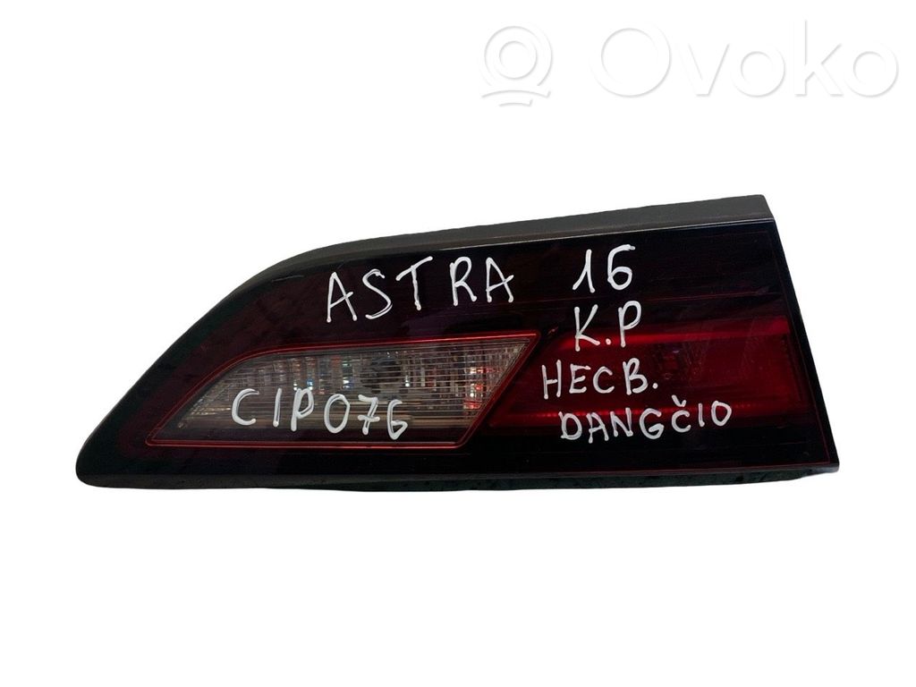 Opel Astra K Takaluukun takavalot 