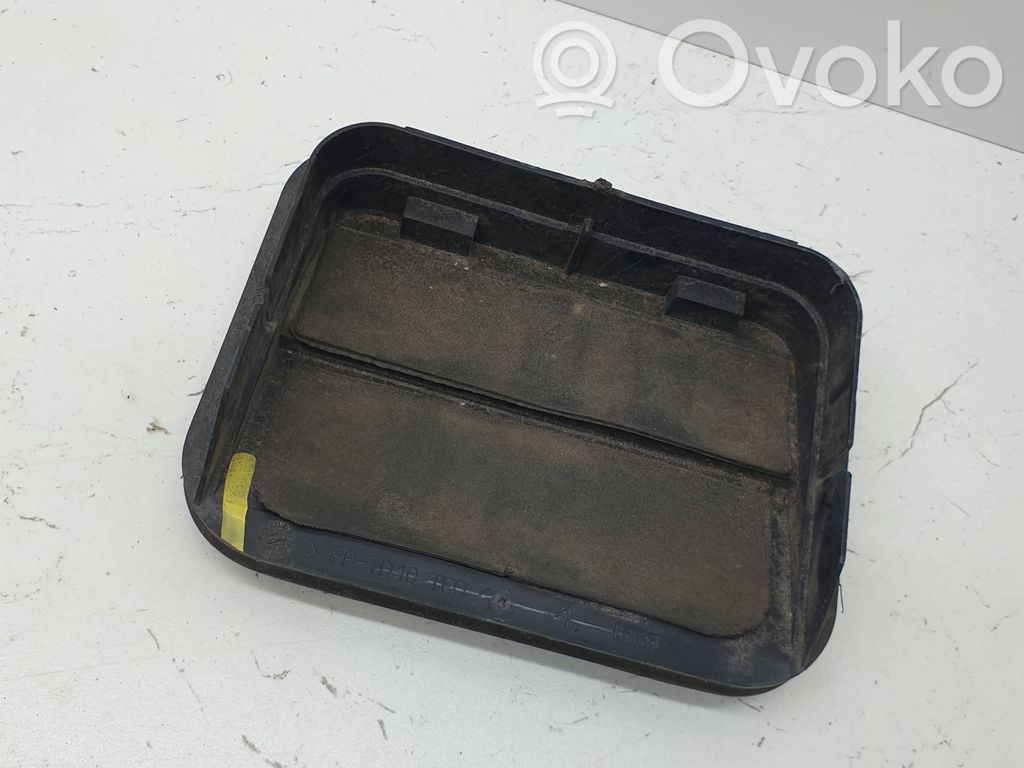 Tesla Model S Quarter panel pressure vent 