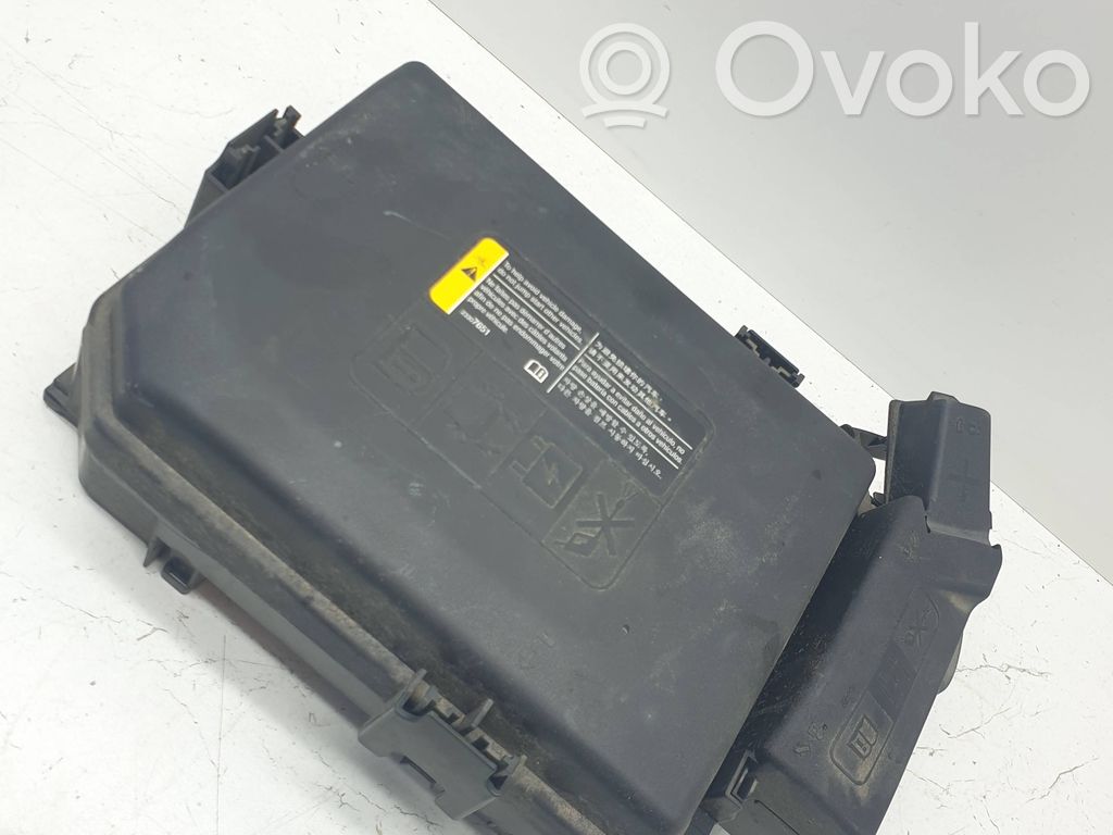 Chevrolet Volt II Juego de caja de fusibles 