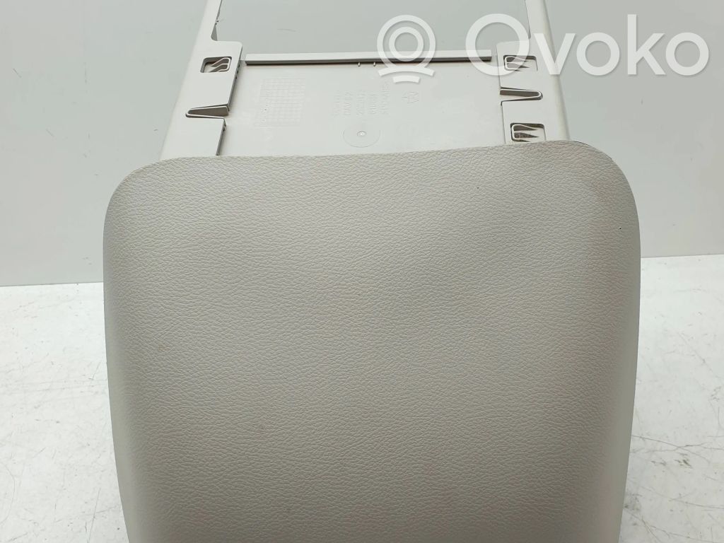Glove box   BRL361D2HL,5RL36TRMAA,5091163