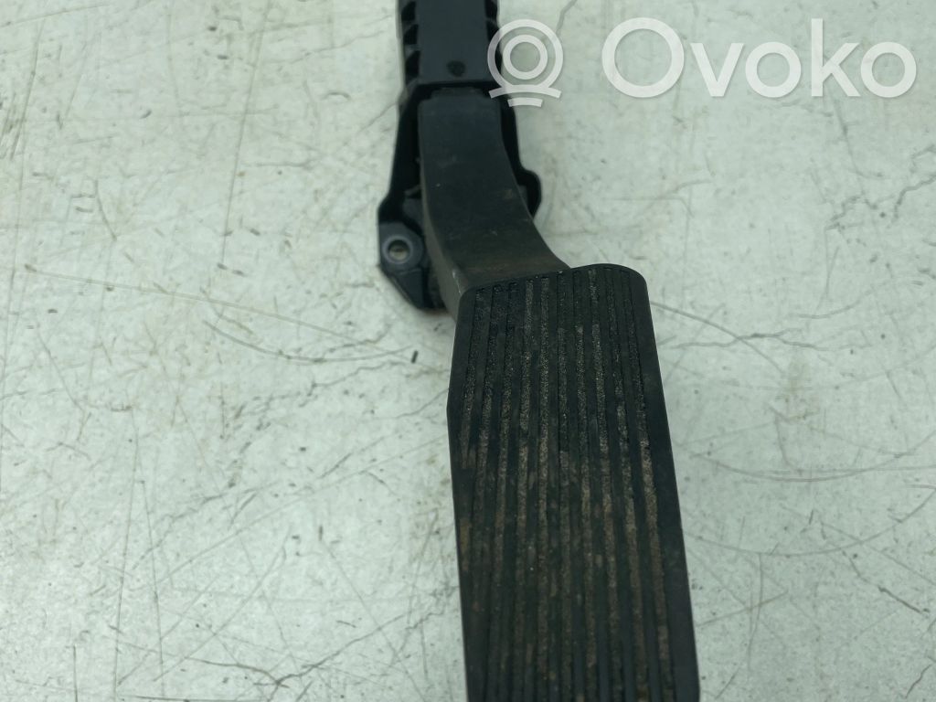 Accelerator throttle pedal   04581677AB,04581677,04581677AB