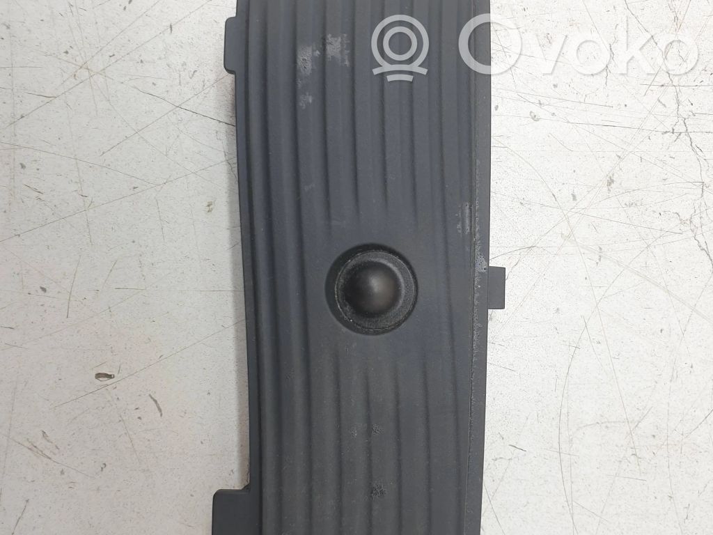 Dashboard trim   5094267,61868A6,3051738,G7T74TRMAA