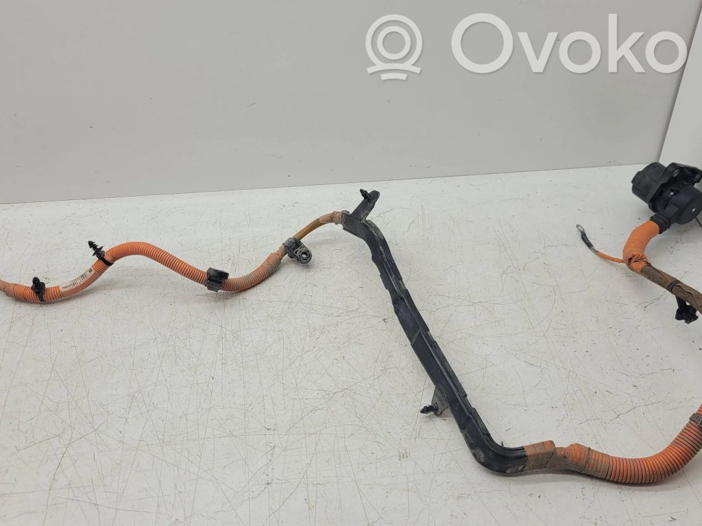 Chrysler Pacifica Electric car charge socket 