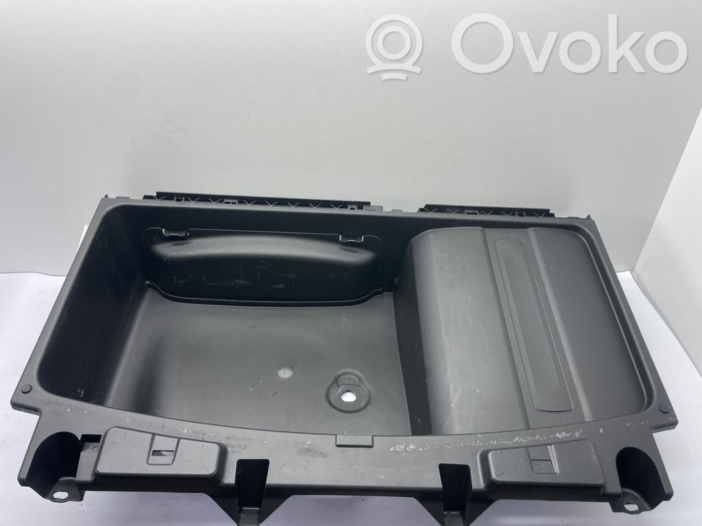Dodge Durango III Trunk bottom trim panel 