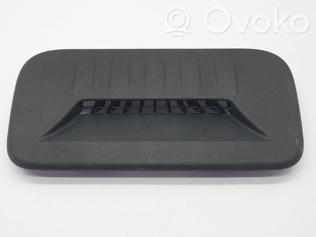 Chrysler Pacifica Rear air vent grill 