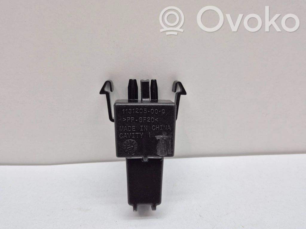 Tesla Model 3 Front bumper mounting bracket 
