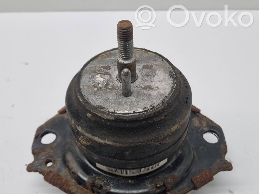 Dodge Charger Engine mount bracket 