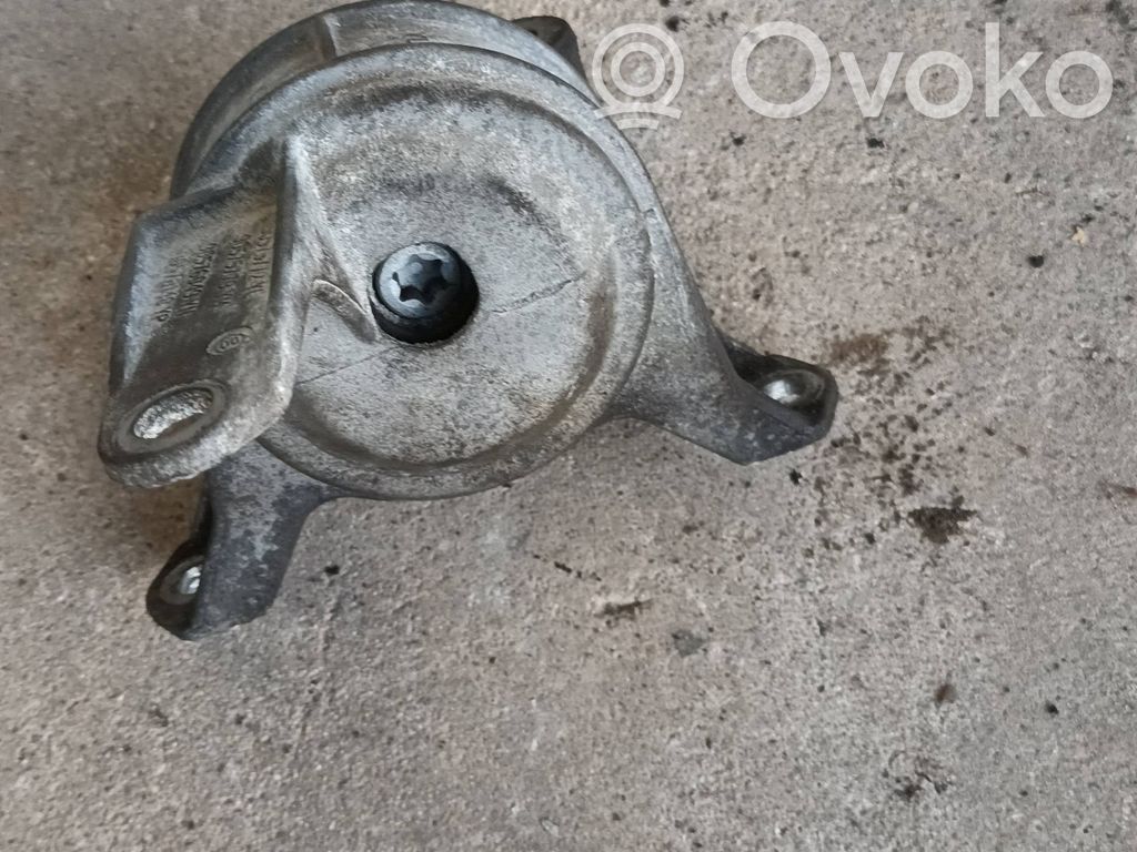 Opel Zafira A Engine mount bracket 