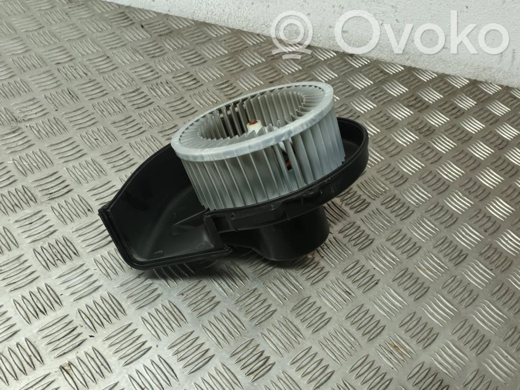 Skoda Fabia Mk2 (5J) Ventilator aerotermă 