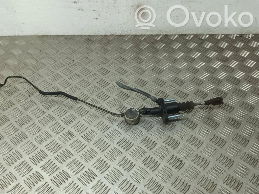 Opel Zafira A Kytkimen pääsylinteri 
