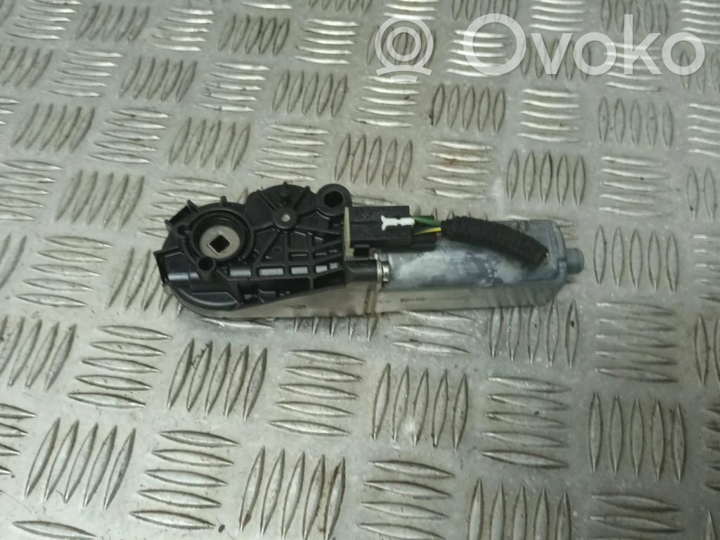 Volvo V50 Istuimen säätömoottori 