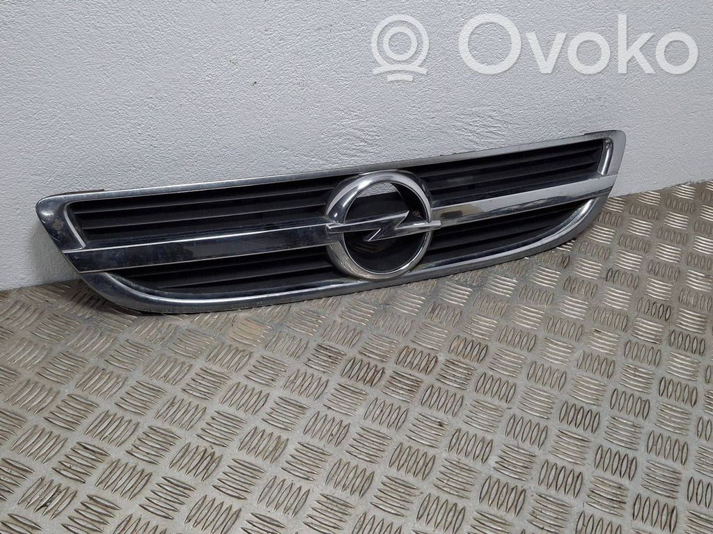 Opel Zafira A Front grill 