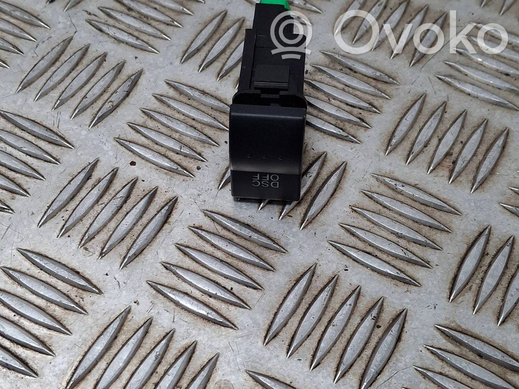 Mazda 3 I Traction control (ASR) switch 