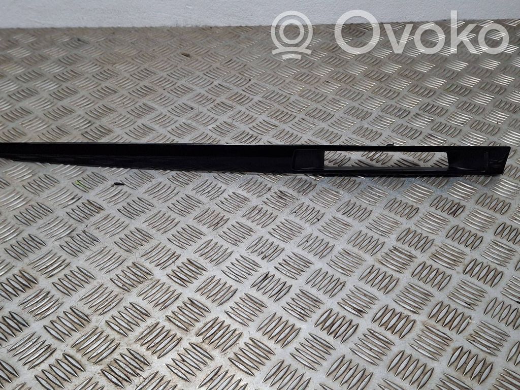 Mazda 3 I Kita salono detalė 