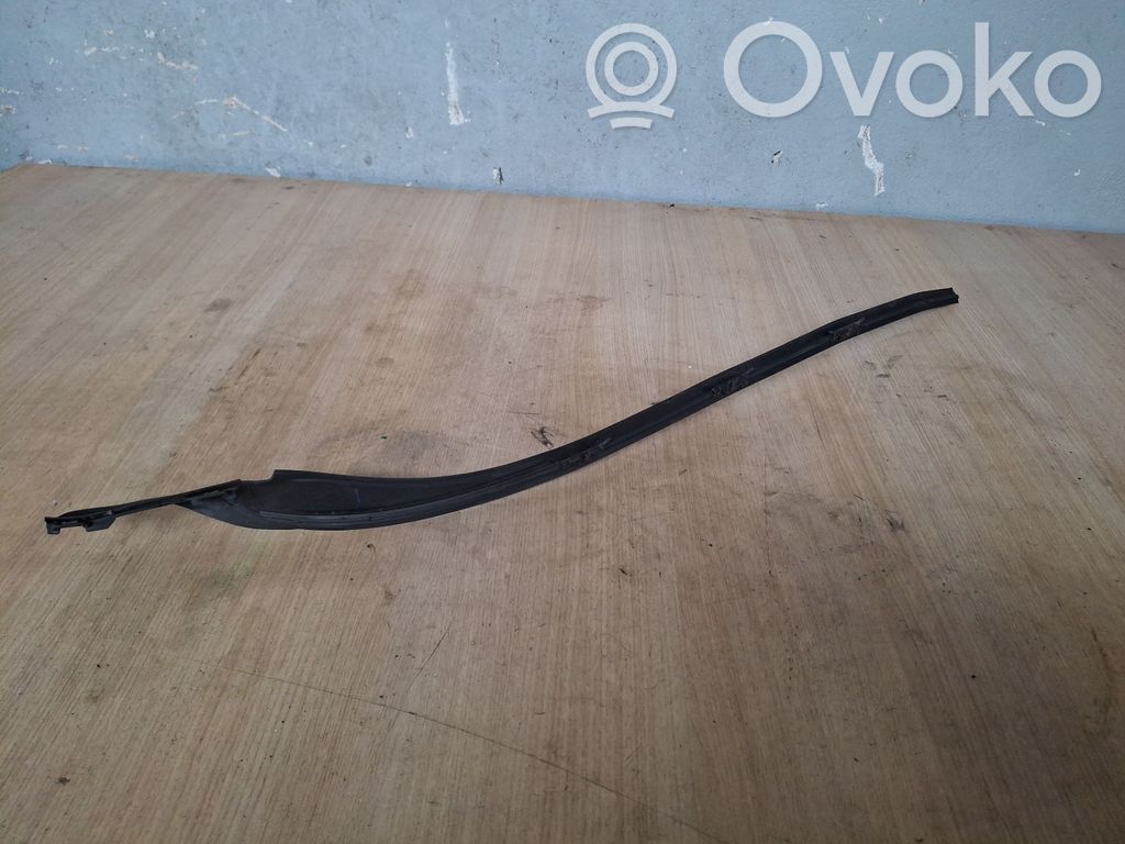Volvo S60 Windshield trim 