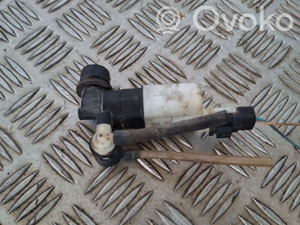 Peugeot 307 Windscreen/windshield washer pump 
