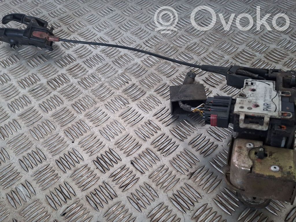 Zamek drzwi przednich   YC1AV21812BF,0533110,H4W4D