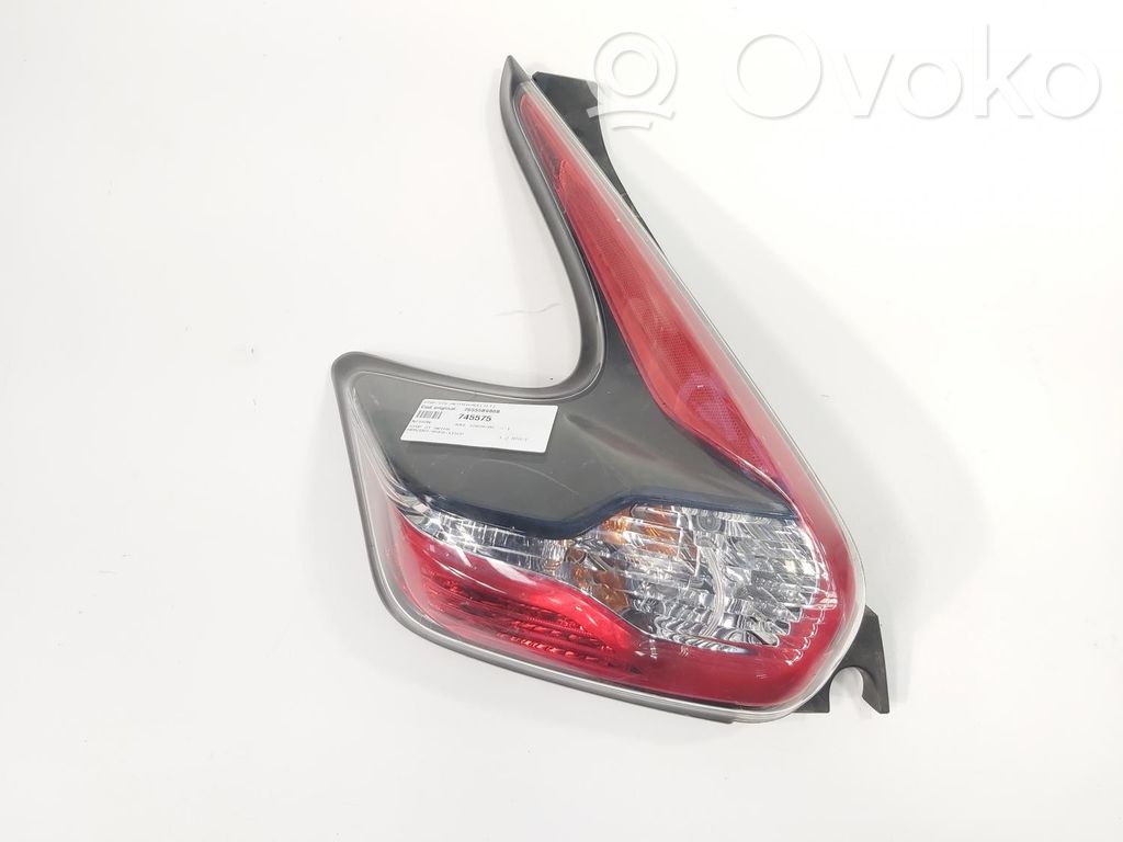Nissan Juke I F15 Takaluukun valon lasit 