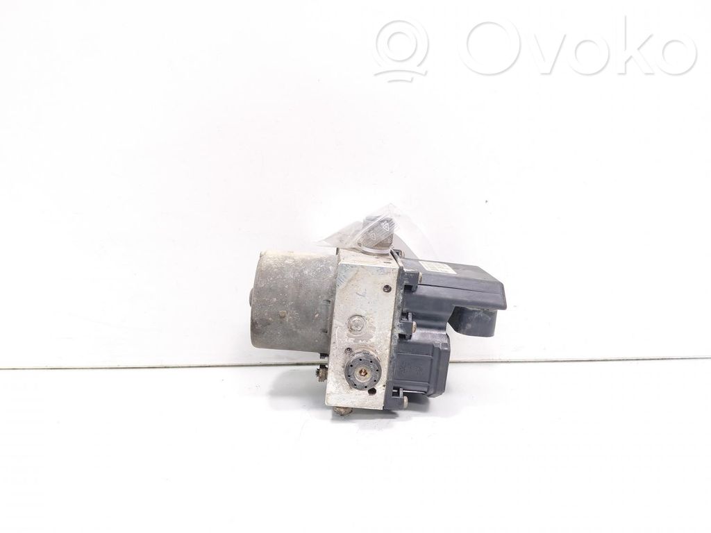 Ford Mondeo Mk III ABS-pumppu
