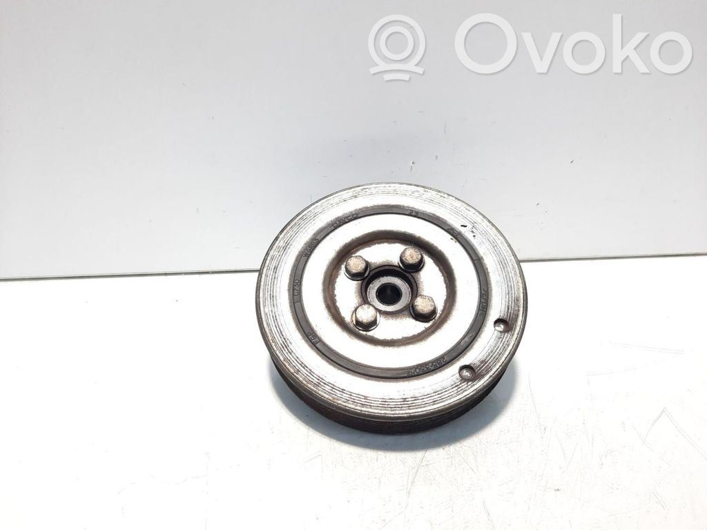 Opel Astra H Kampiakselin vauhtipyörä 