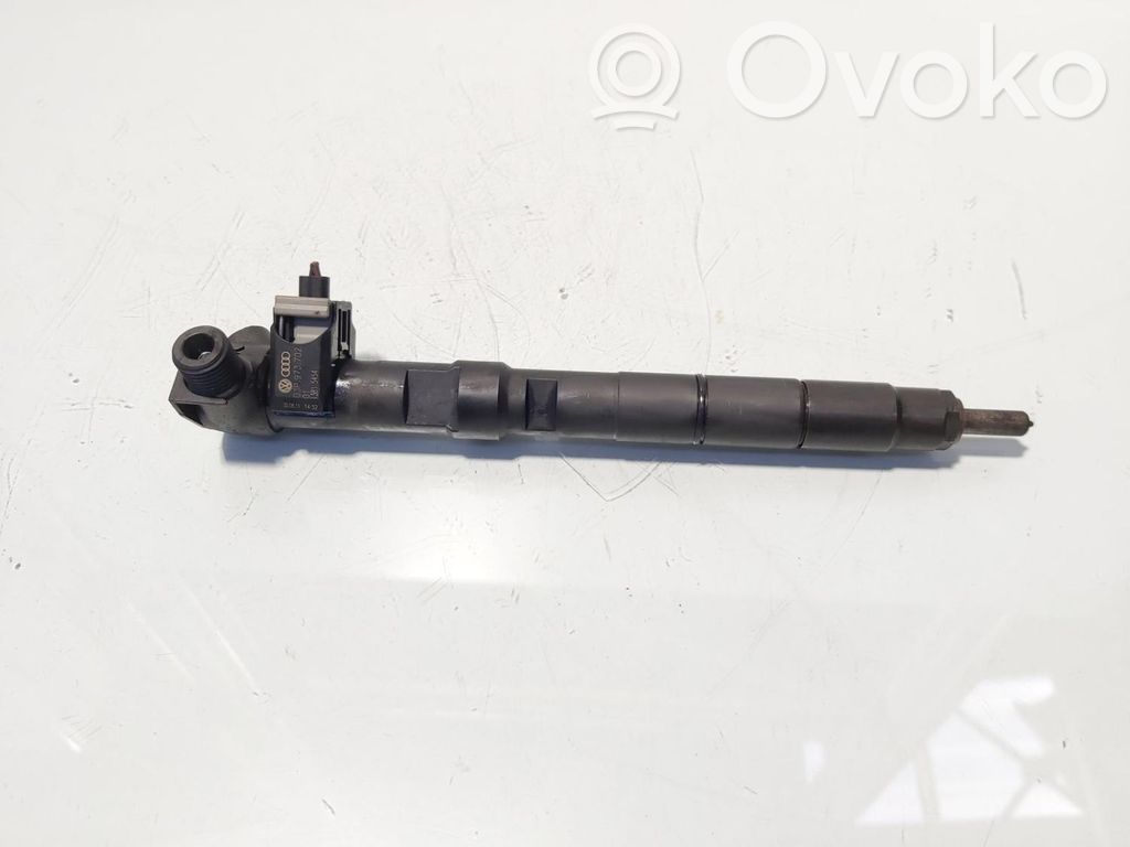 Volkswagen Polo V 6R Wtryskiwacz paliwa 