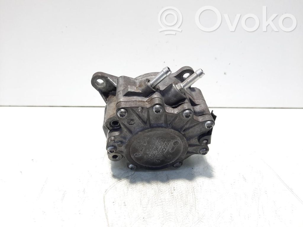 Audi A3 S3 8P Pompă vacuum 
