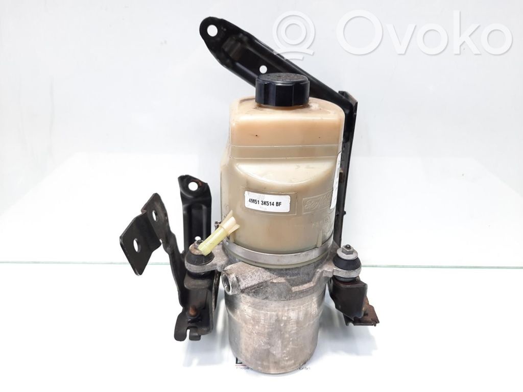 Ford Focus Ohjaustehostimen pumppu 