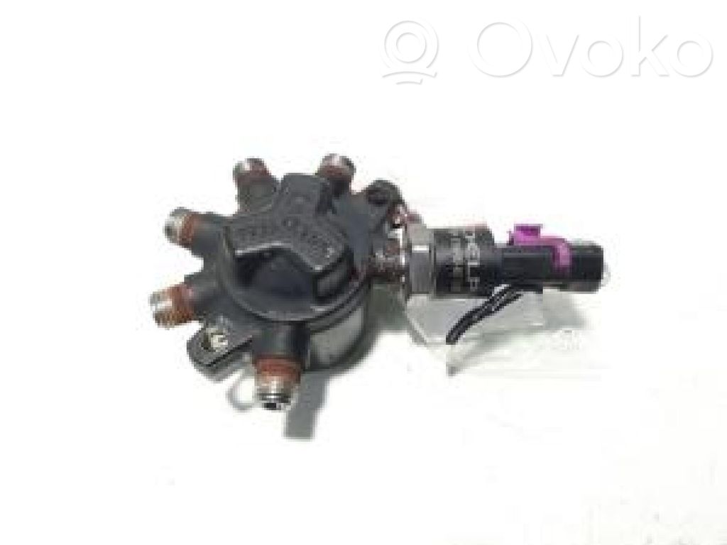 Ford Focus Tuyau de conduite principale de carburant 