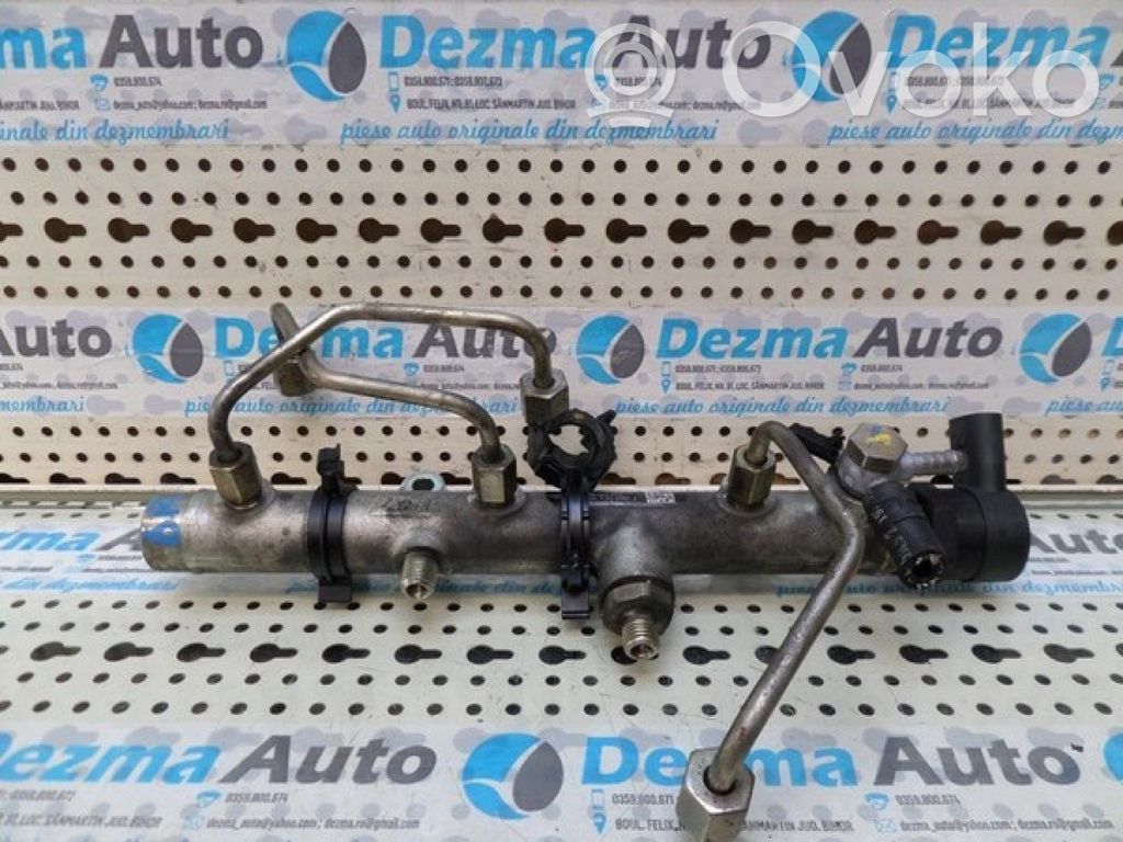Audi A8 S8 D3 4E Tubo principal de alimentación del combustible 